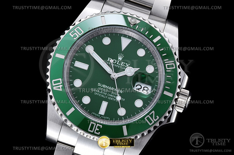 ROLSUB0417B.jpg