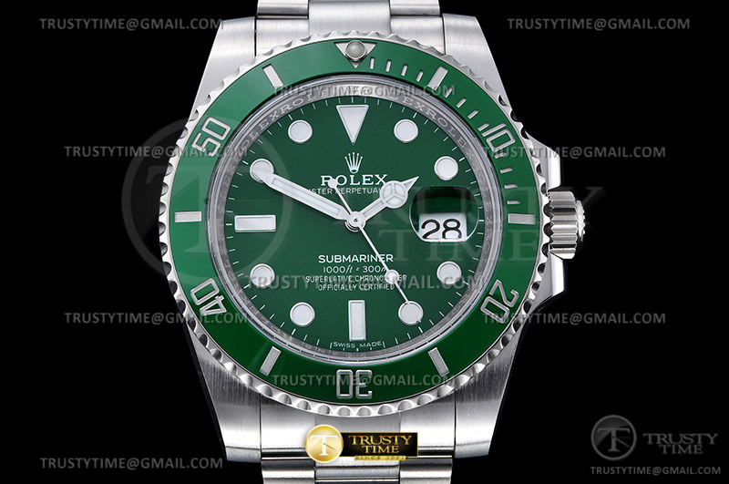 ROLSUB0417B_01.jpg
